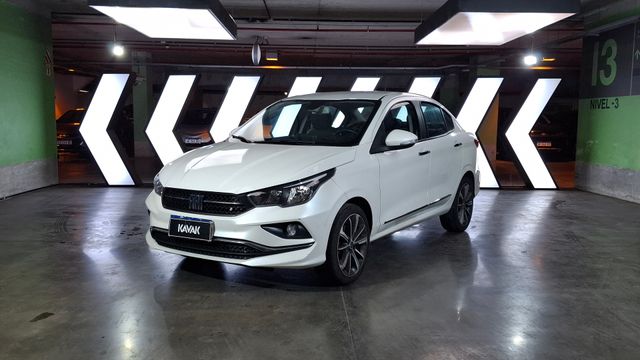 Fiat • Cronos