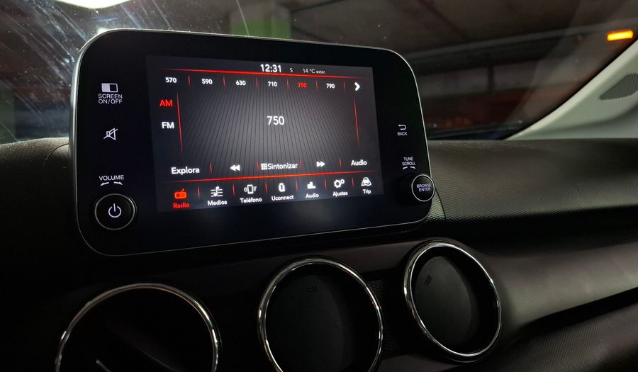 Fiat Cronos 1.8 PRECISION PACK PREMIUM Sedan 2021
