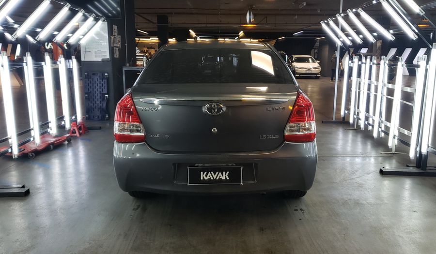 Toyota Etios 1.5 XLS Sedan 2014