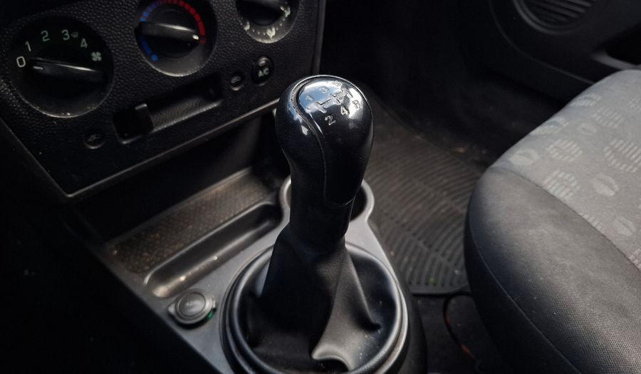 Ford Fiesta 1.6 AMBIENTE PLUS Hatchback 2012
