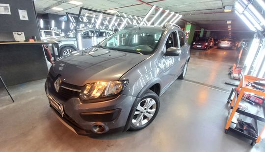 Renault • Sandero Stepway