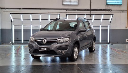 Renault • Sandero Stepway
