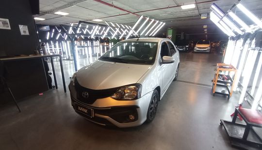 Toyota • Etios