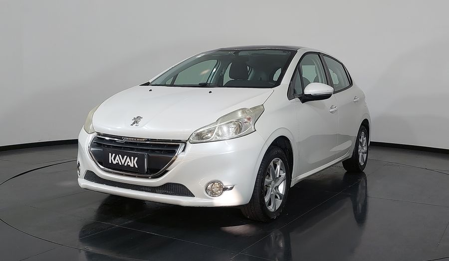 Peugeot 208 ALLURE Hatchback 2014
