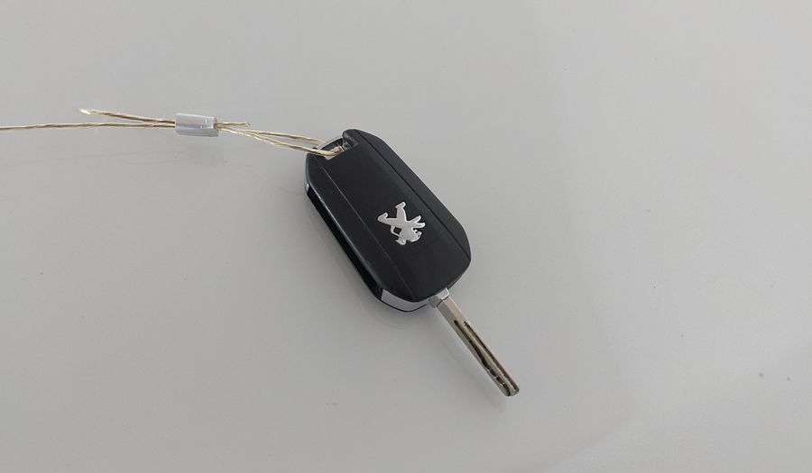 Peugeot 208 ALLURE Hatchback 2014