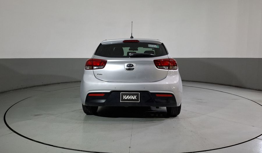 Kia Rio 1.6 EX Hatchback 2020