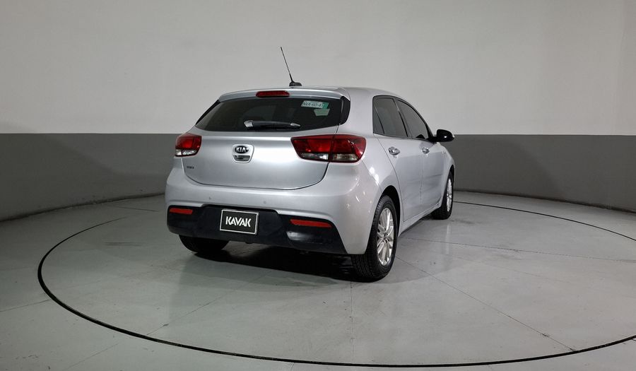 Kia Rio 1.6 EX Hatchback 2020