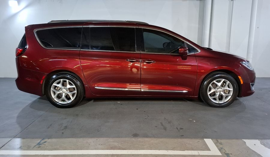 Chrysler Pacifica 3.6 LIMITED AUTO Minivan 2019
