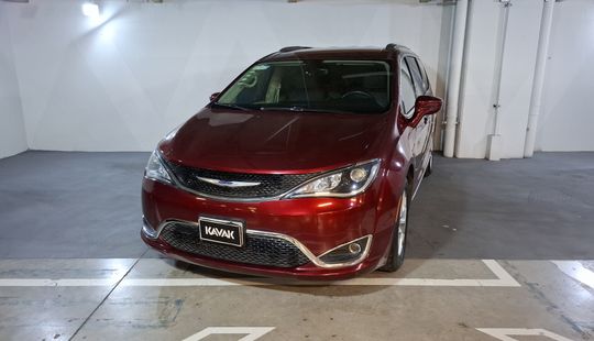 Chrysler • Pacifica