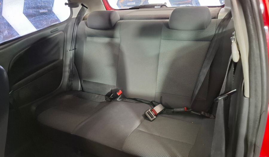 Volkswagen Fox 1.6 COMFORTLINE Hatchback 2010