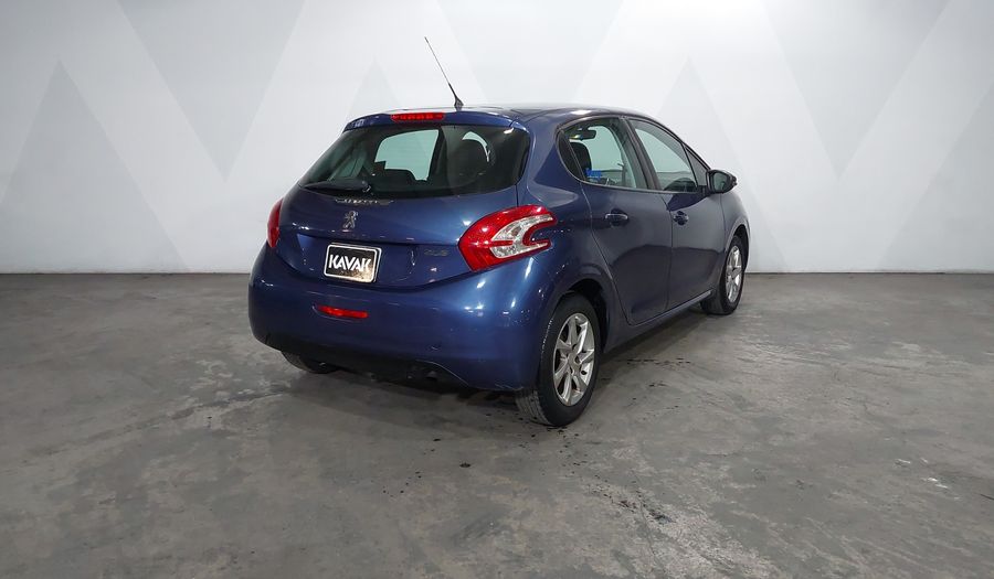 Peugeot 208 1.6 ACTIVE MT Hatchback 2014