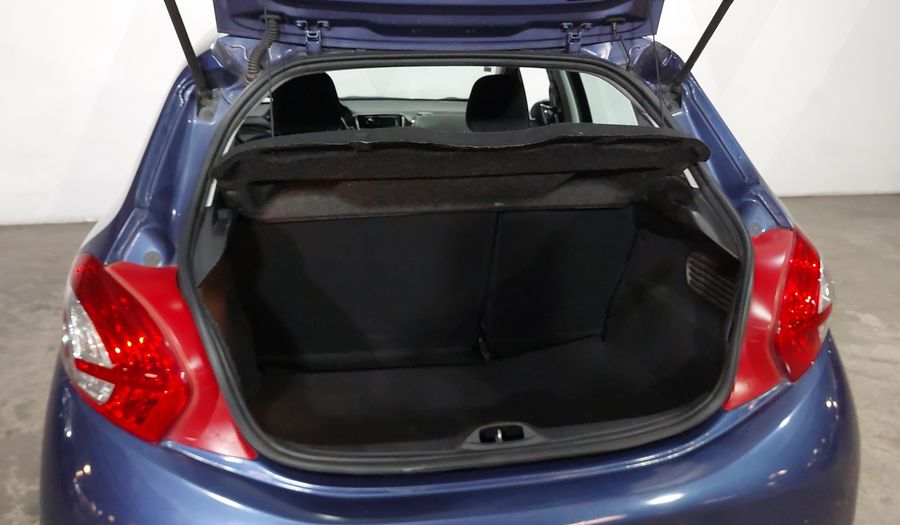 Peugeot 208 1.6 ACTIVE MT Hatchback 2014
