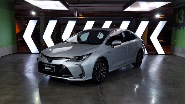 Toyota • Corolla