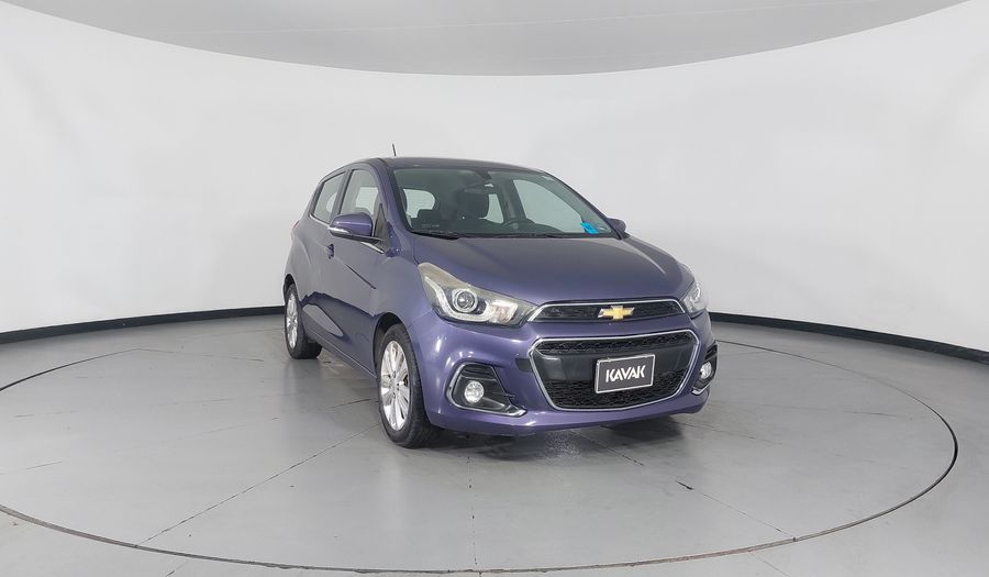 Chevrolet Spark 1.4 LTZ C MT Hatchback 2016
