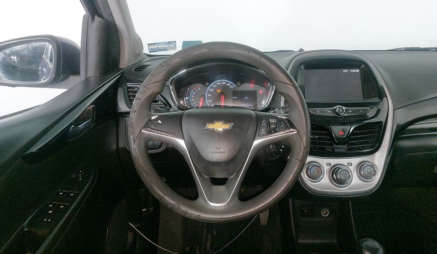Chevrolet Spark 1.4 LTZ C MT Hatchback 2016