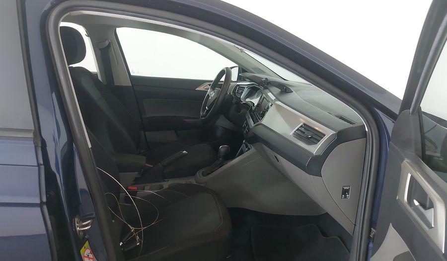 Volkswagen Virtus 200 TSI HIGHLINE Sedan 2020