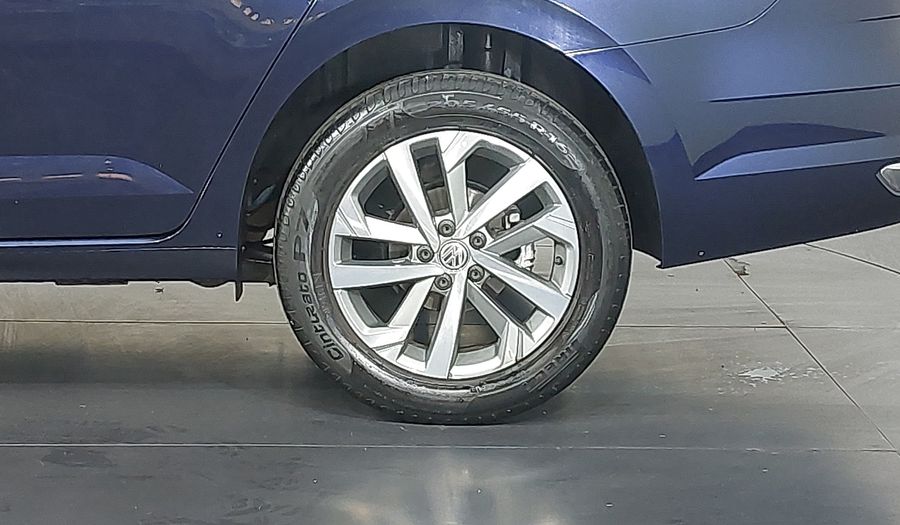 Volkswagen Virtus 200 TSI HIGHLINE Sedan 2020