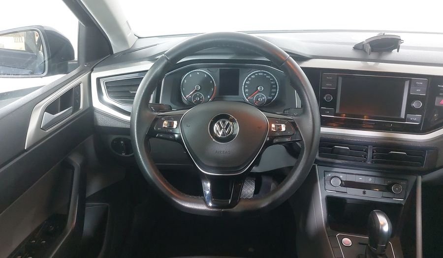 Volkswagen Virtus 200 TSI HIGHLINE Sedan 2020