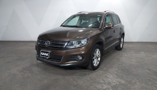 Volkswagen • Tiguan