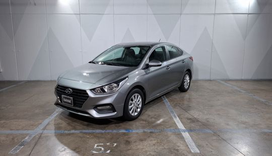 Hyundai • Accent