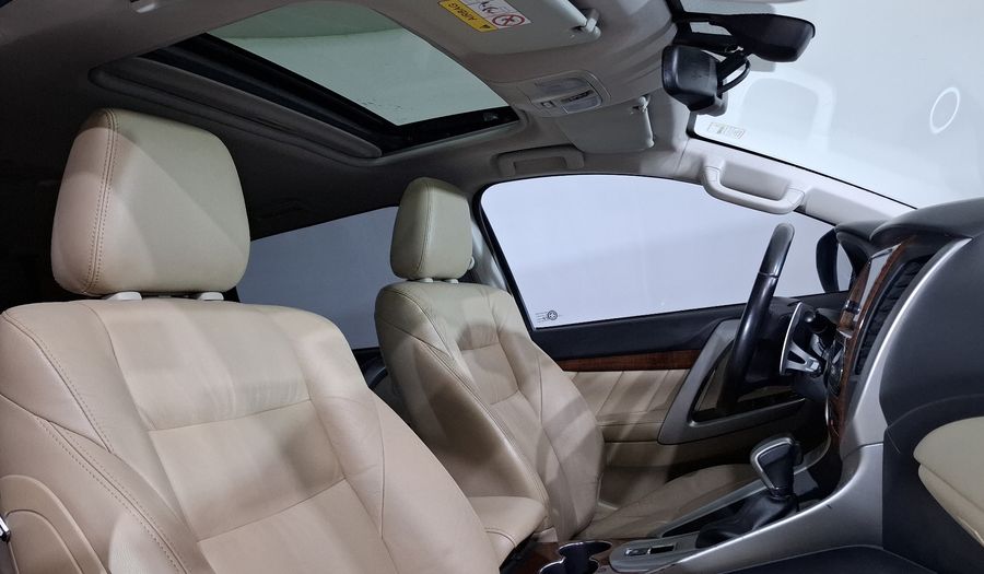 Mitsubishi Montero 3.0 ADVANCE AUTO Suv 2018