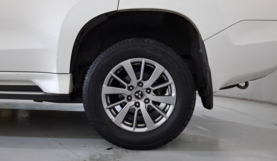 Mitsubishi Montero 3.0 ADVANCE AUTO Suv 2018