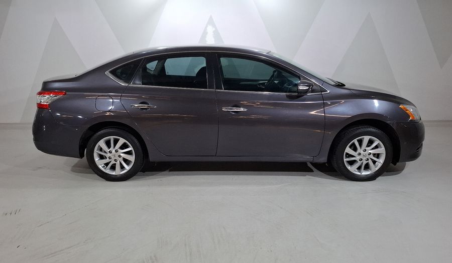 Nissan Sentra 1.8 ADVANCE MT Sedan 2016