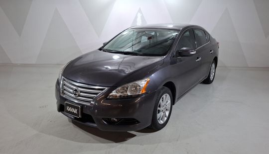 Nissan • Sentra
