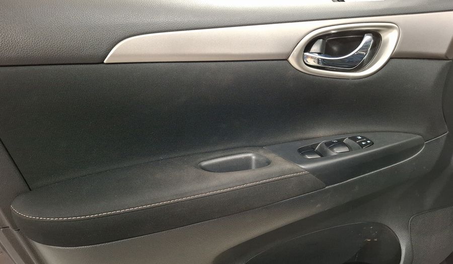 Nissan Sentra 1.8 ADVANCE MT Sedan 2016