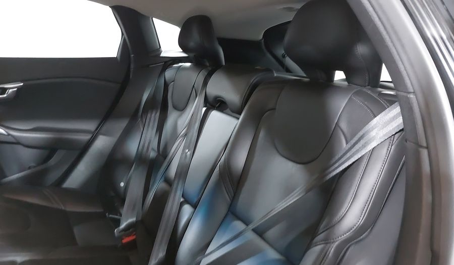 Volvo V40 2.0 SPORT AT T4 Hatchback 2018