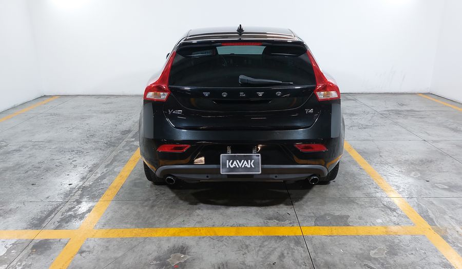 Volvo V40 2.0 SPORT AT T4 Hatchback 2018