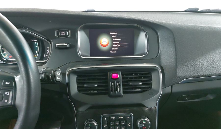 Volvo V40 2.0 SPORT AT T4 Hatchback 2018
