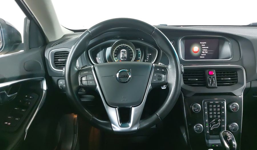 Volvo V40 2.0 SPORT AT T4 Hatchback 2018