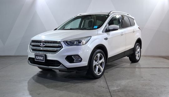 Ford • Escape