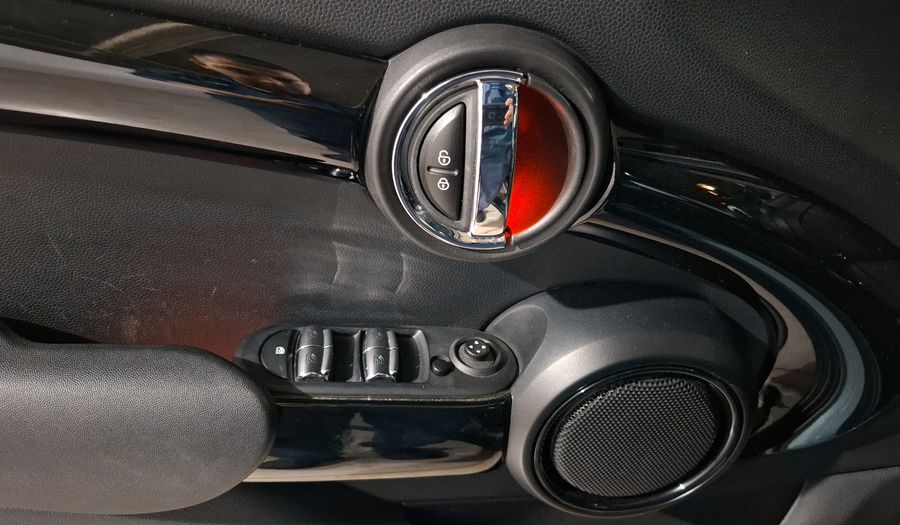 Mini Cooper 1.5 COOPER CHILI AUTO Hatchback 2018