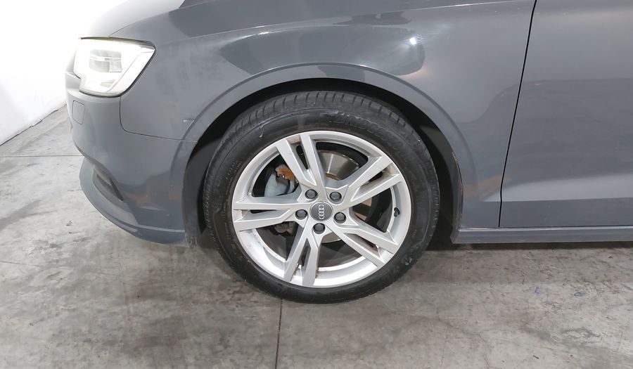 Audi A3 1.4 35 TFSI DYNAMIC DCT Sedan 2020