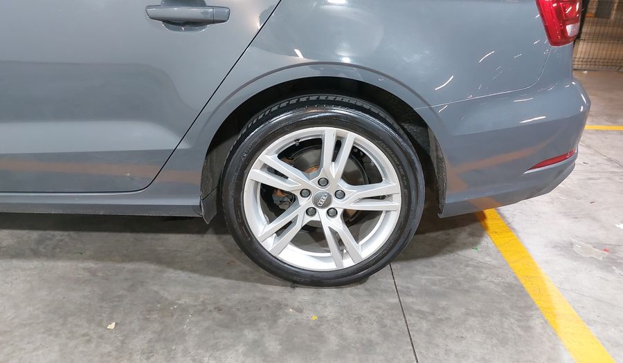 Audi A3 1.4 35 TFSI DYNAMIC DCT Sedan 2020