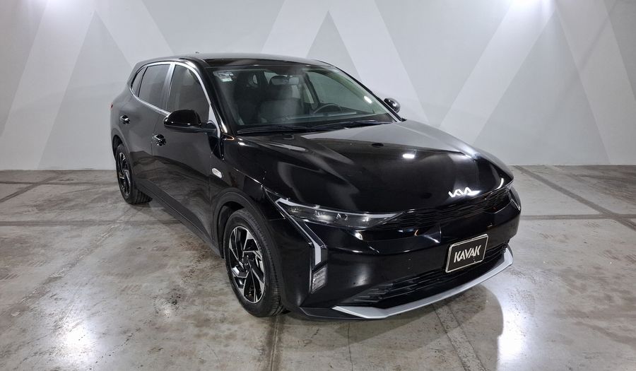 Kia K3 1.6 EX AUTO Hatchback 2025