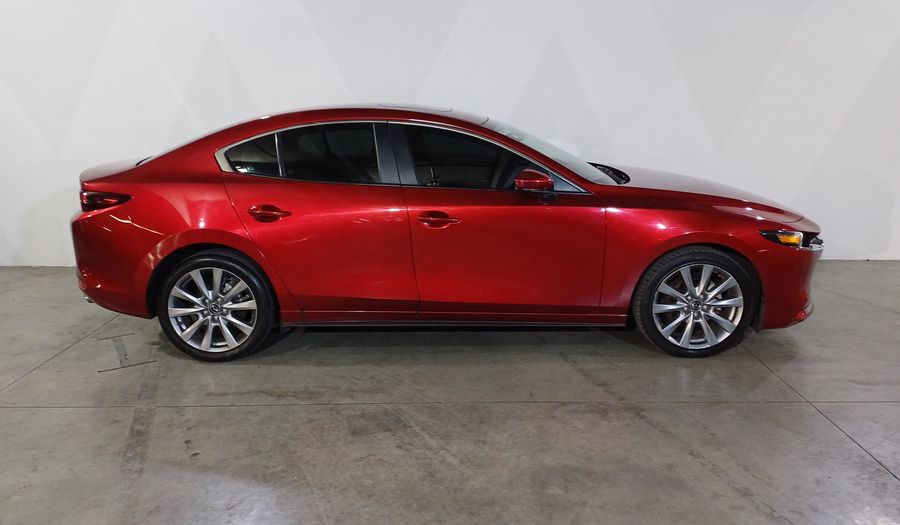 Mazda 3 2.5 I SPORT Sedan 2021