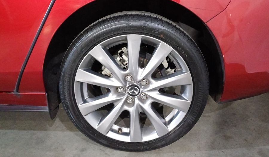 Mazda 3 2.5 I SPORT Sedan 2021