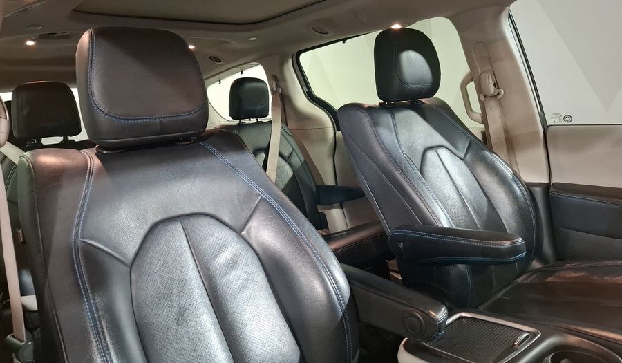 Chrysler Pacifica 3.6 LIMITED PLATINUM AUTO Minivan 2021