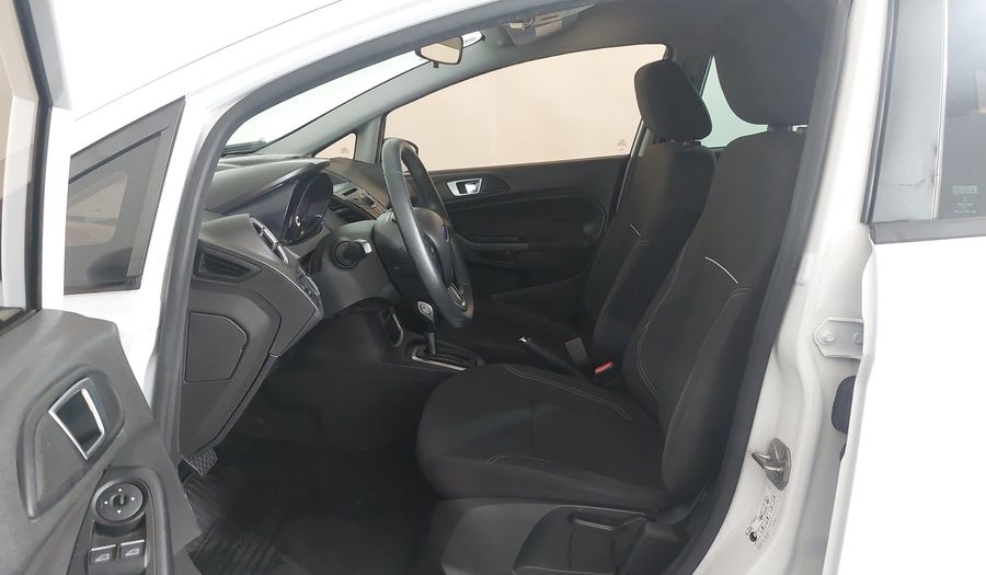 Ford Fiesta SE HATCH Hatchback 2016