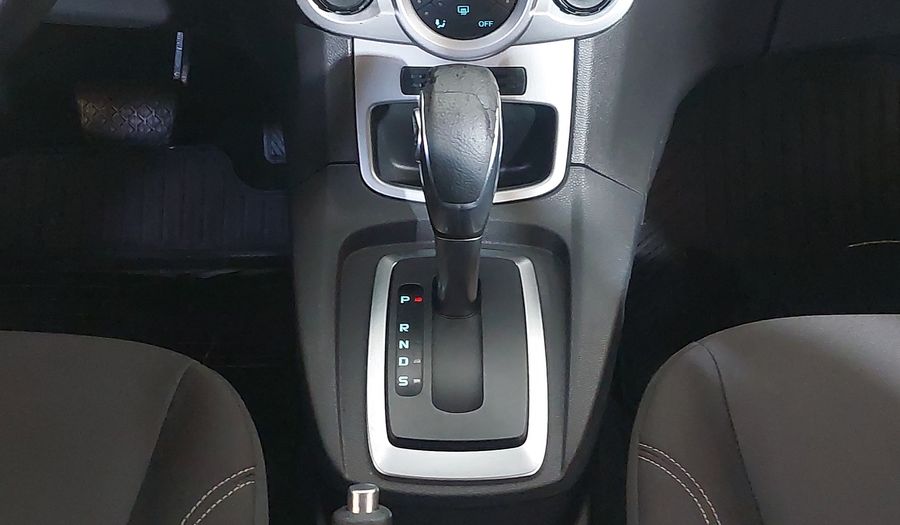Ford Fiesta SE HATCH Hatchback 2016