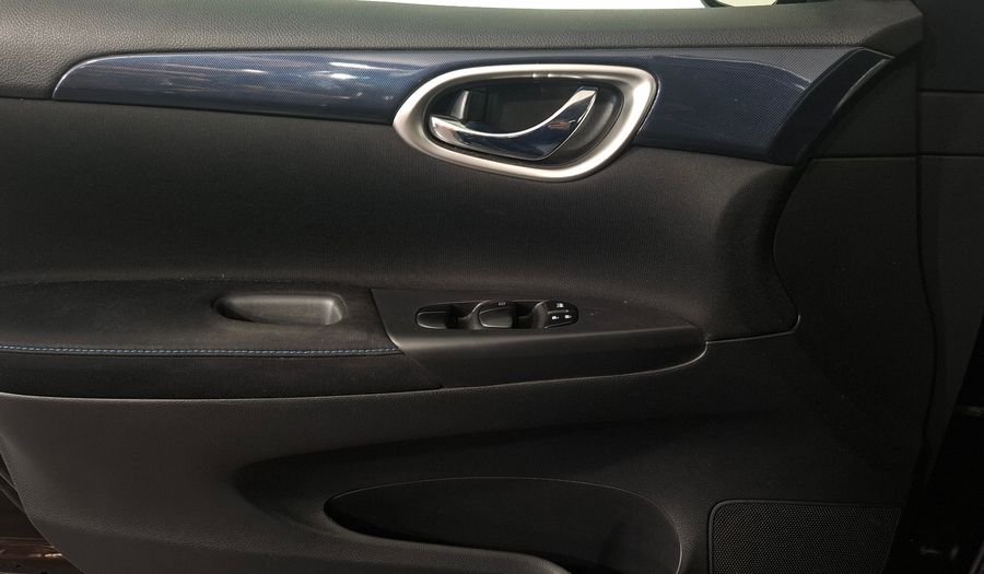 Nissan Sentra 1.8 SR AUTO Sedan 2019
