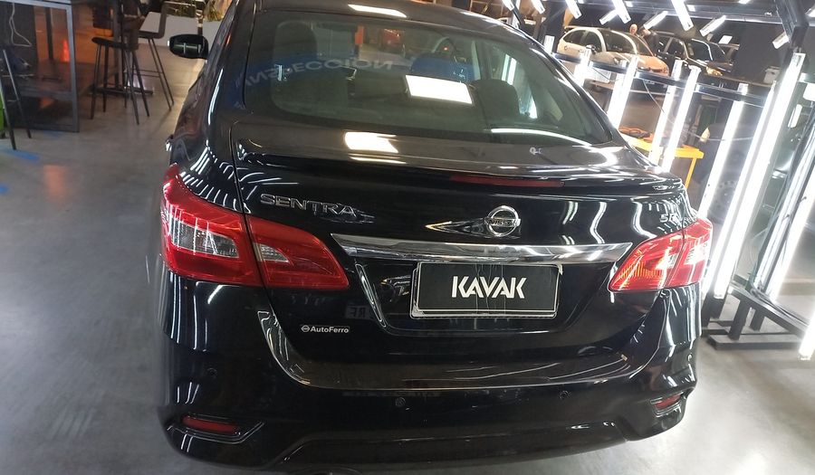 Nissan Sentra 1.8 SR AUTO Sedan 2019