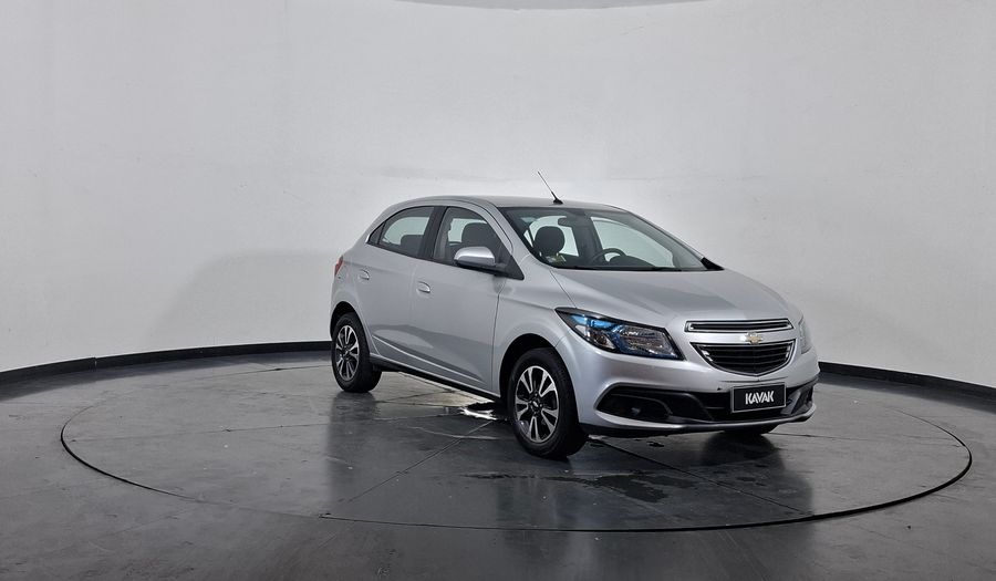 Chevrolet Onix 1.4 LTZ Hatchback 2013