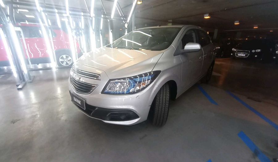 Chevrolet Onix 1.4 LTZ Hatchback 2013