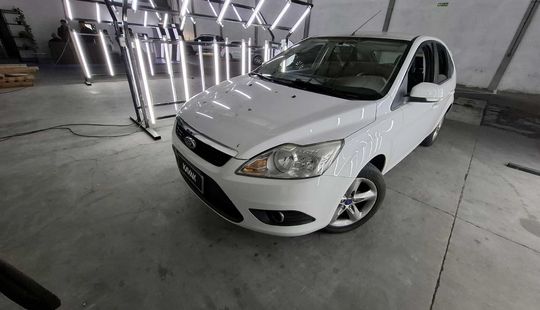 Ford • Focus II