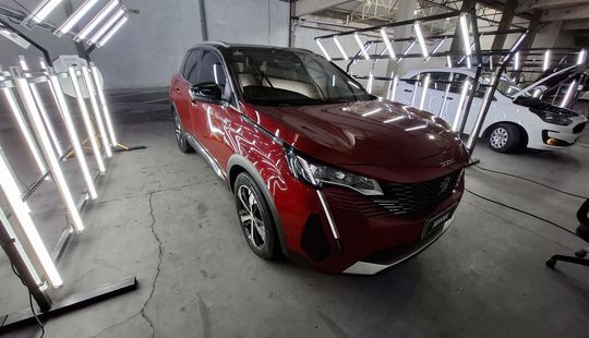 Peugeot • 3008