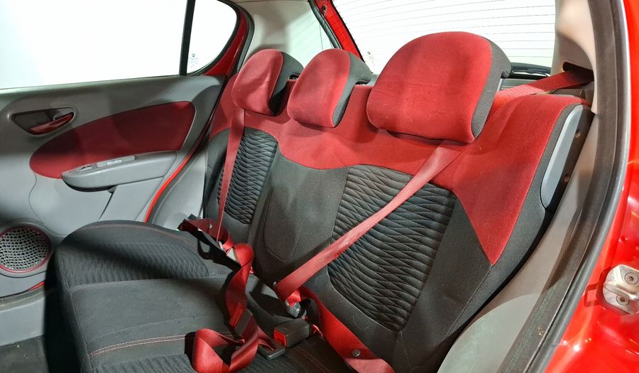 Fiat Palio 1.6 SPORTING MT Hatchback 2016